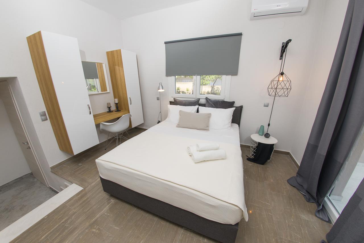Palio Grey Apartments PalaiónTsiflíkion Exterior foto