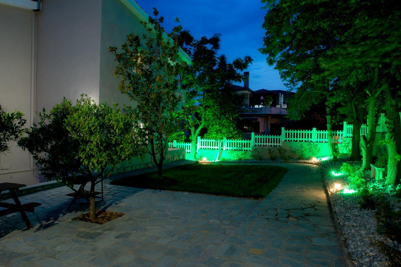 Palio Grey Apartments PalaiónTsiflíkion Exterior foto